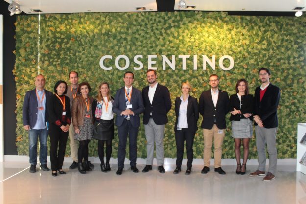 171123 Firma Convenio Cosentino 01